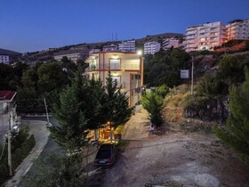 Melsi Apartments