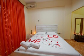 Melsi Apartments
