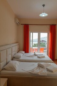 Melsi Apartments