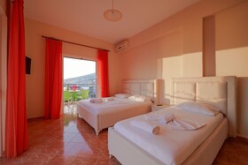 Melsi Apartments