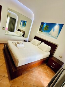 Oskar Hotel