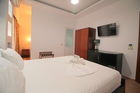 Oskar Hotel