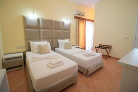 Oskar Hotel