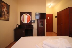 Oskar Hotel