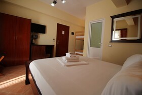 Oskar Hotel