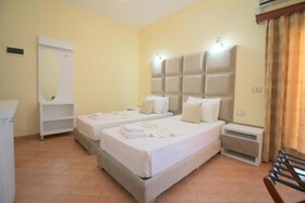 Oskar Hotel