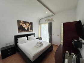 Oskar Hotel