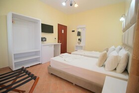 Oskar Hotel