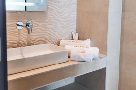 San Angelo Luxury Resort - Adults Only