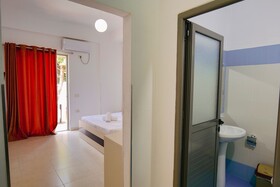 Summer Kiss Hotel