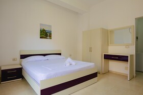 Summer Kiss Hotel