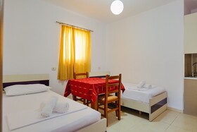 Summer Kiss Hotel