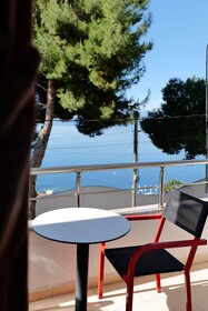 Summer Kiss Hotel