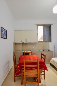 Summer Kiss Hotel