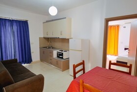 Summer Kiss Hotel