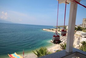 Vila E Bardhe