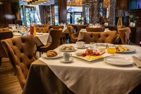 Hotel Golden Palace