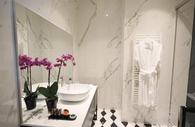 Arte Botique Hotel