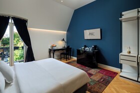 Arte Botique Hotel