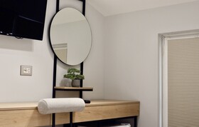 D-Rooms