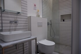 D-Rooms