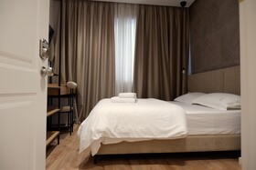 D-Rooms