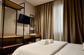 D-Rooms
