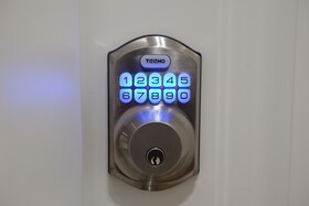 D-Rooms