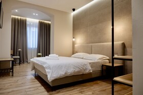 D-Rooms