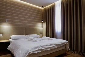 D-Rooms