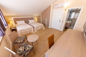 F&M Hotel 2