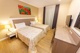 F&M Hotel 2