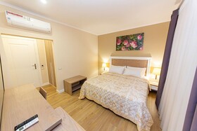 F&M Hotel 2
