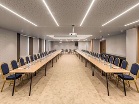 Mercure Tirana