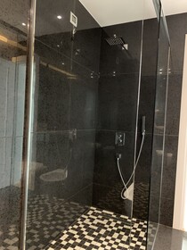 Marina Premium Hotel