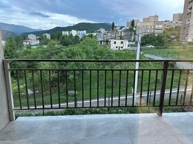 Hotel X