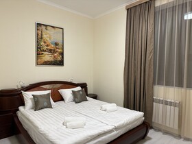 Hotel X