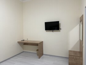 Hotel X