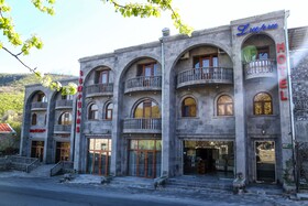 Hotel Lara