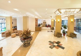 Ani Plaza
