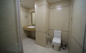 Boulevard Hotel