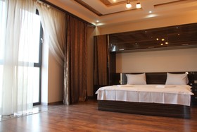 RIS Central Apartments Yerevan