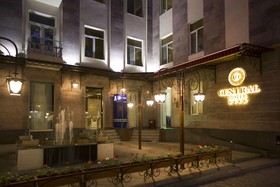 Central Hotel