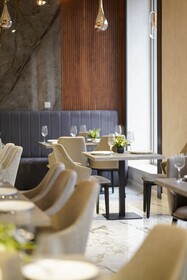 Dynasty Hotel