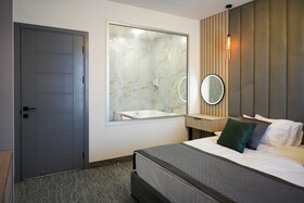 Dynasty Hotel
