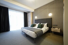 Dynasty Hotel
