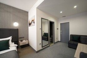 Dynasty Hotel