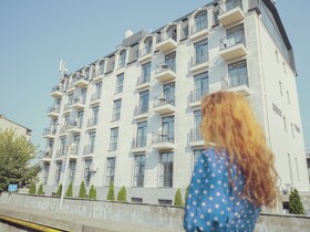 Dynasty Hotel