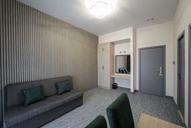 Dynasty Hotel