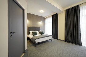 Dynasty Hotel